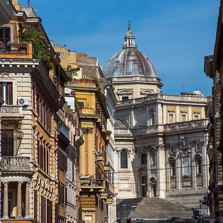 Empire Loft In The Shadow Of Colosseum Апартаменты Рим